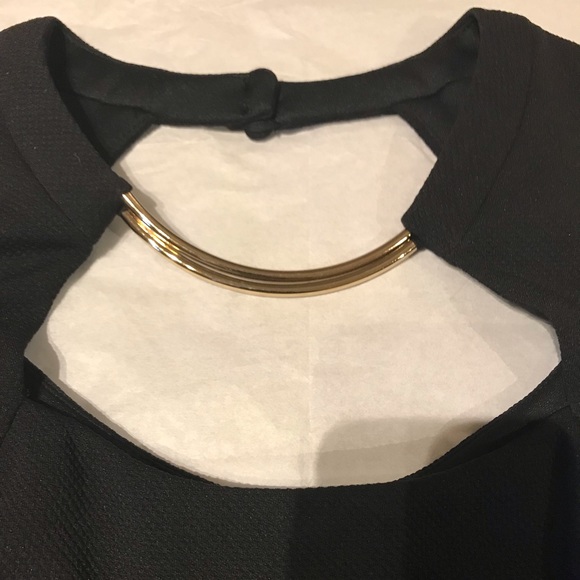 Bisou Bisou Black Dress - Picture 4 of 5